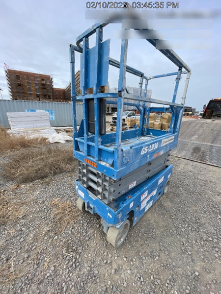 2020 Genie GS-1930 Solid Non Marking Tires, Beacon, Folding rails with half height swing gate, 800W Inverter
