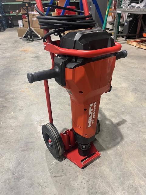 2024 HILTI TE 3000-AVR