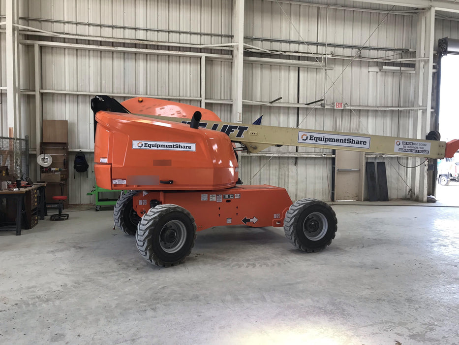 2019 JLG 460SJ