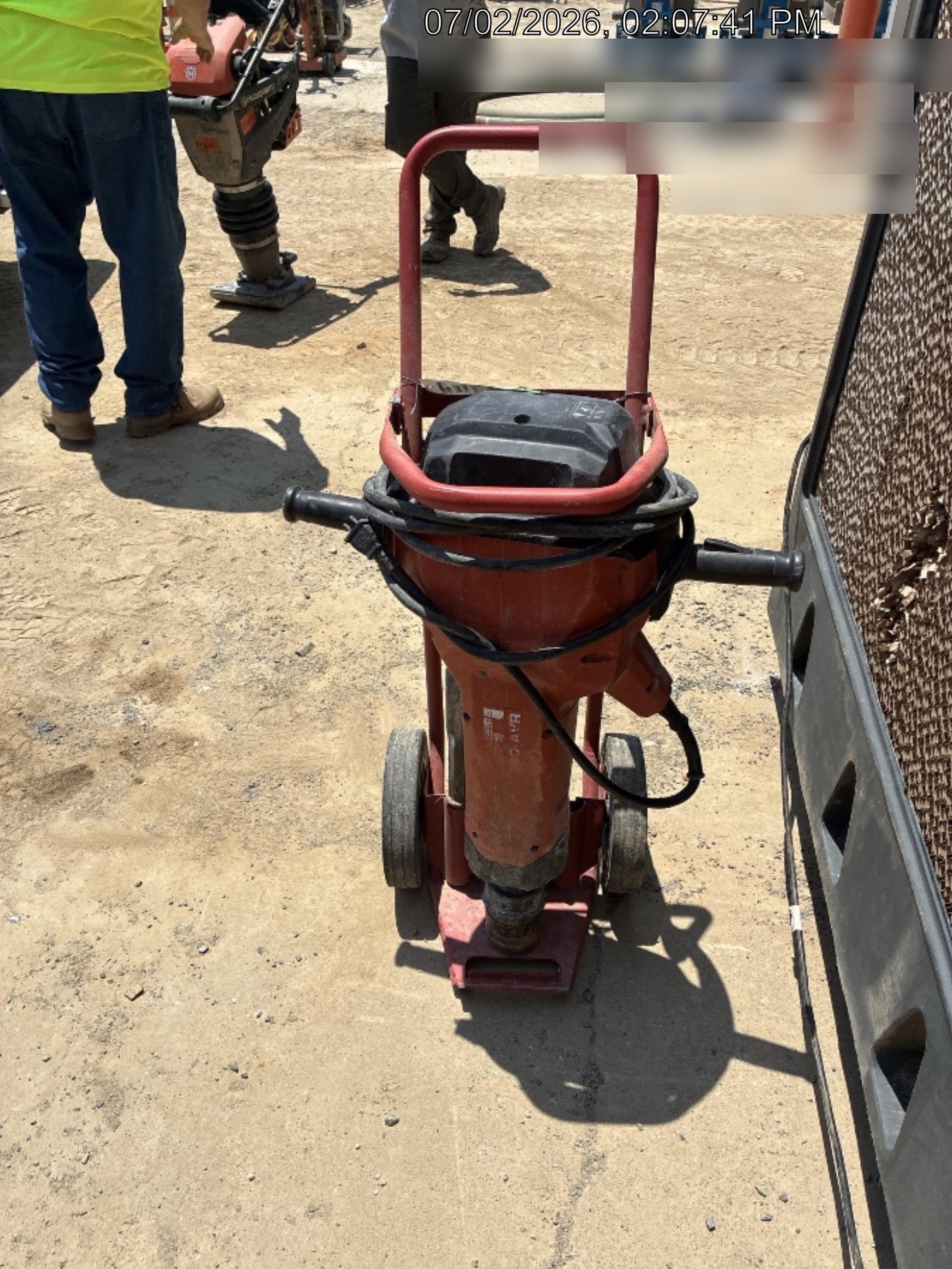 2023 HILTI TE 3000-AVR