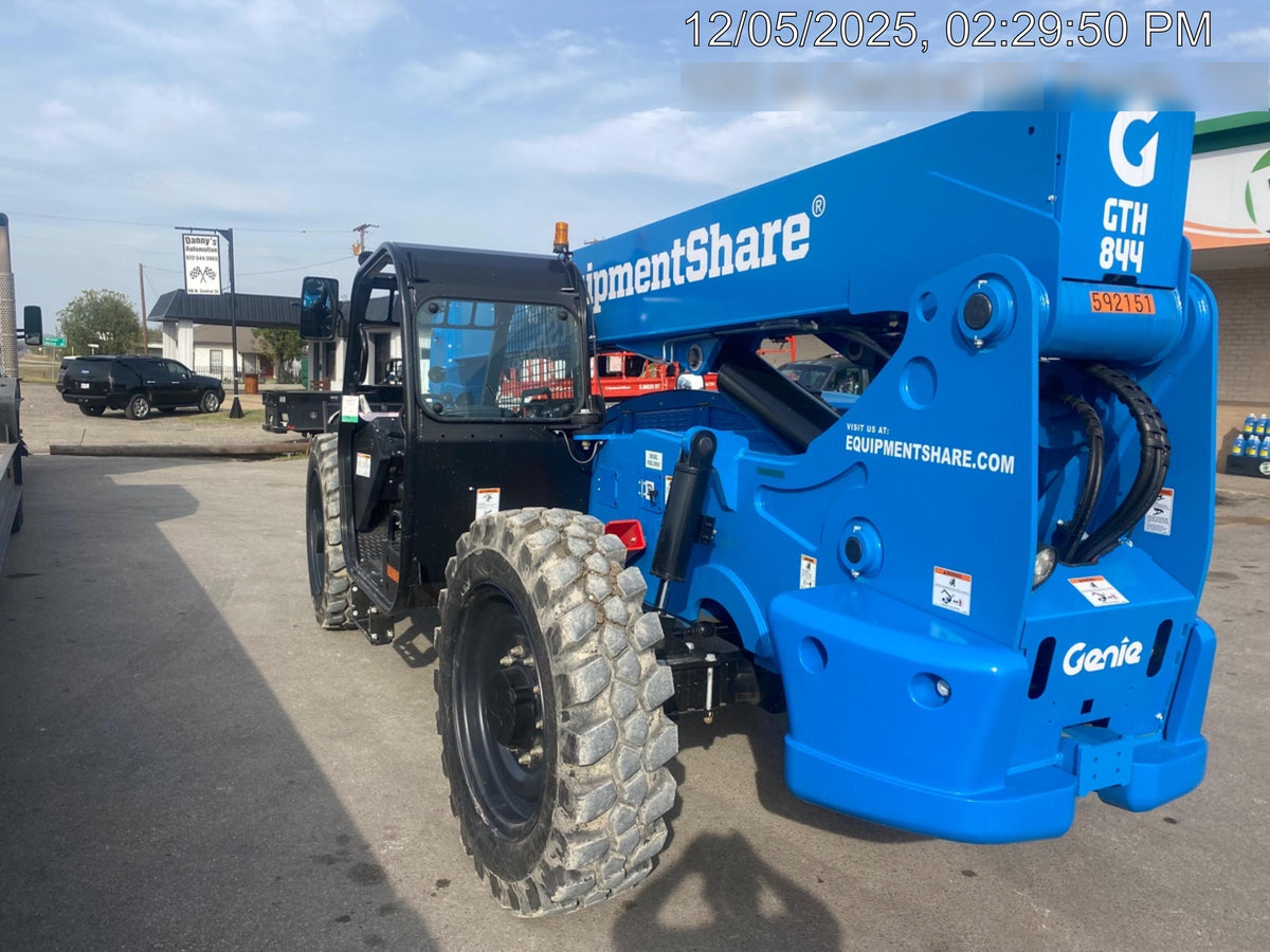 2025 GENIE GTH-844