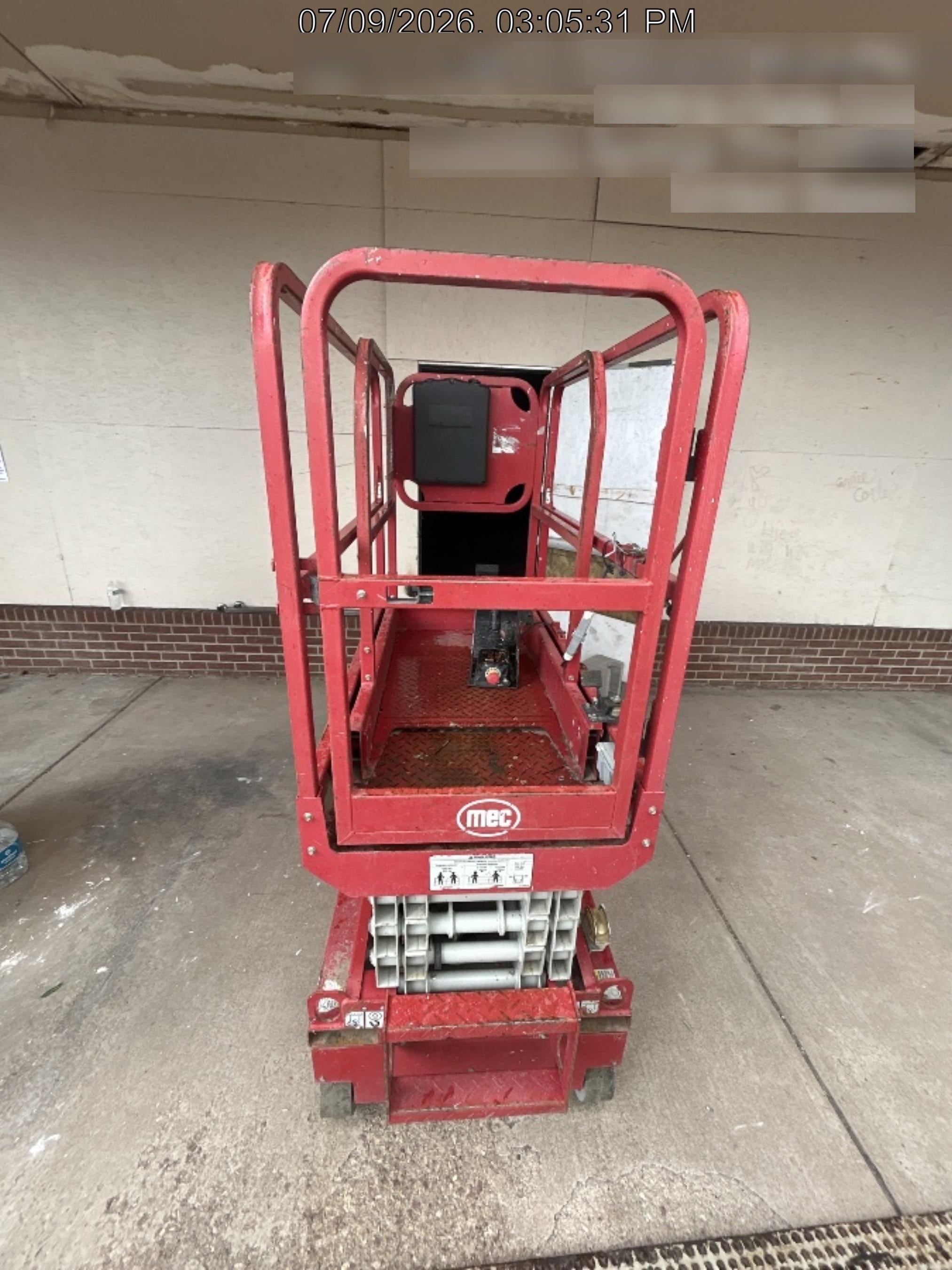 2019 MEC 1330SE MEC 1330SE w/ES Track Hardware, Full Extended 2 Year Warranty