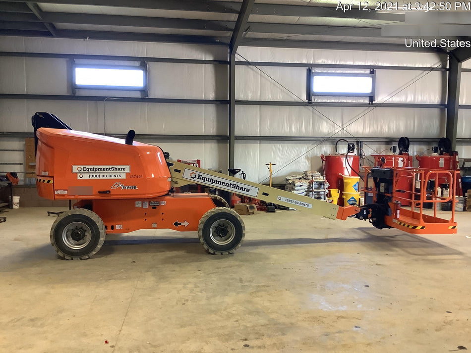 2021 JLG 400S