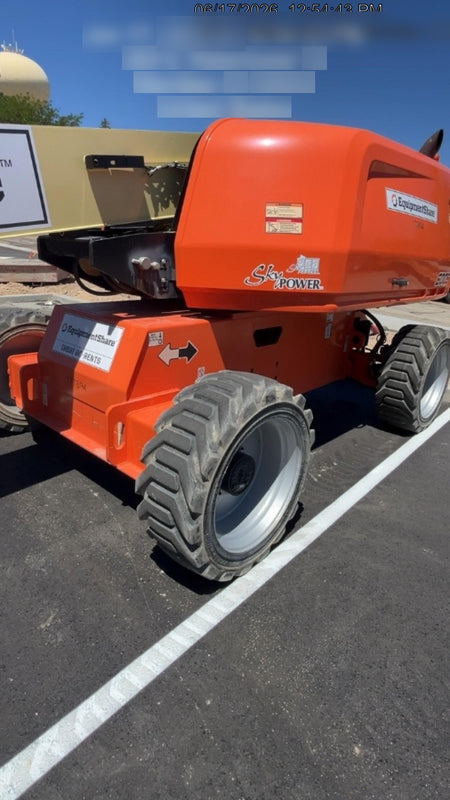 2021 JLG 600S