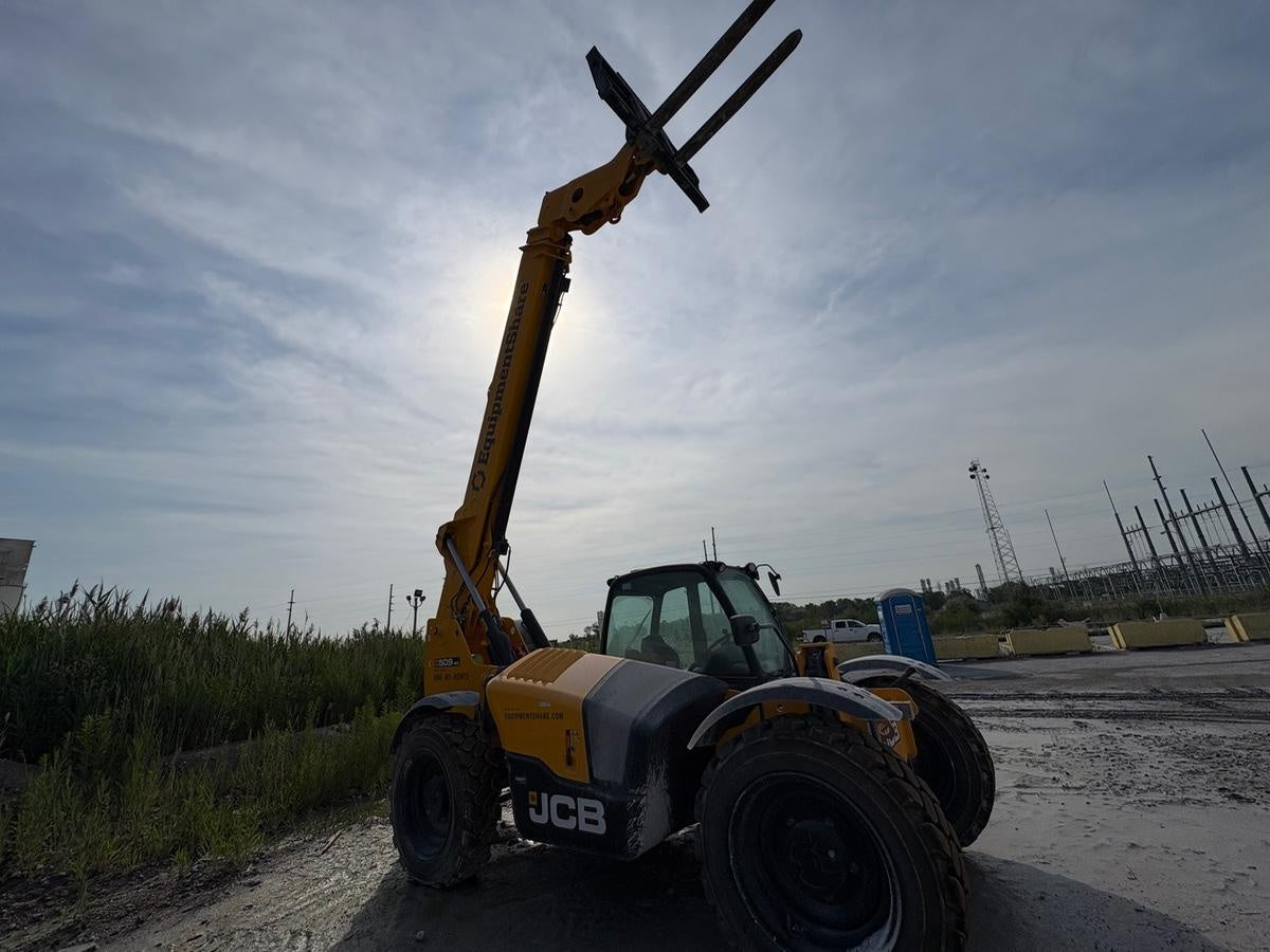 2025 JCB 509-42