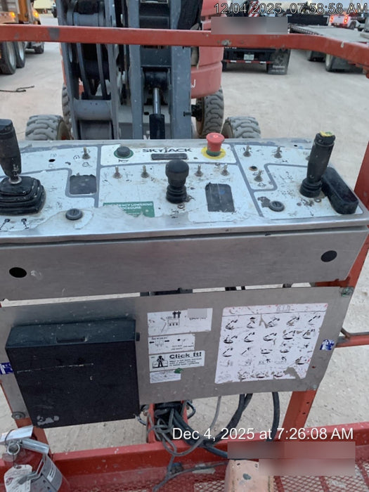 2017 SKYJACK SJ46 AJ