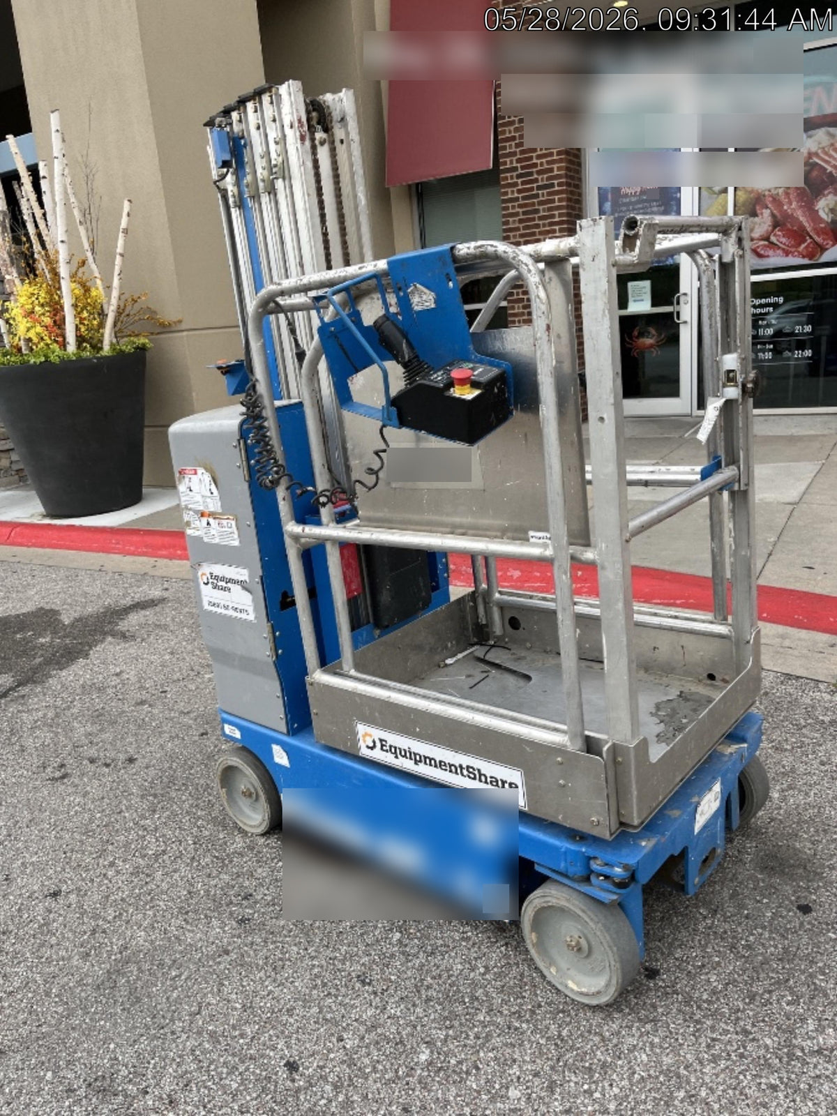 2019 GENIE GR-20
