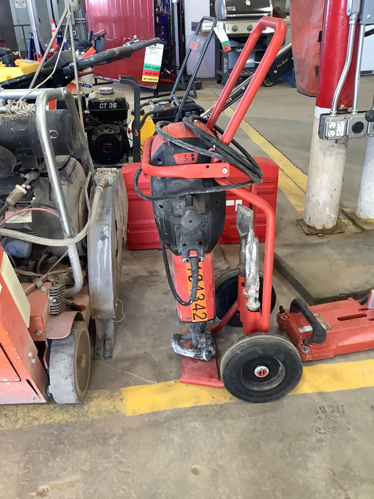 2020 HILTI TE 3000-AVR