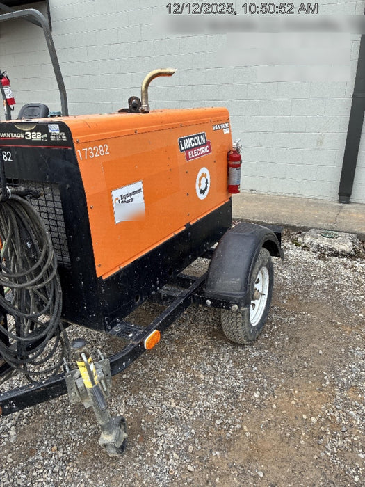 2021 Lincoln Electric Vantage 322 Vantage 322 Ready Pak 3 w/ Decals, ORANGE (includes trailer, cable rack, fender light kit) NO Telematics