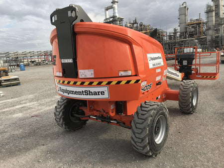 2021 JLG 400S