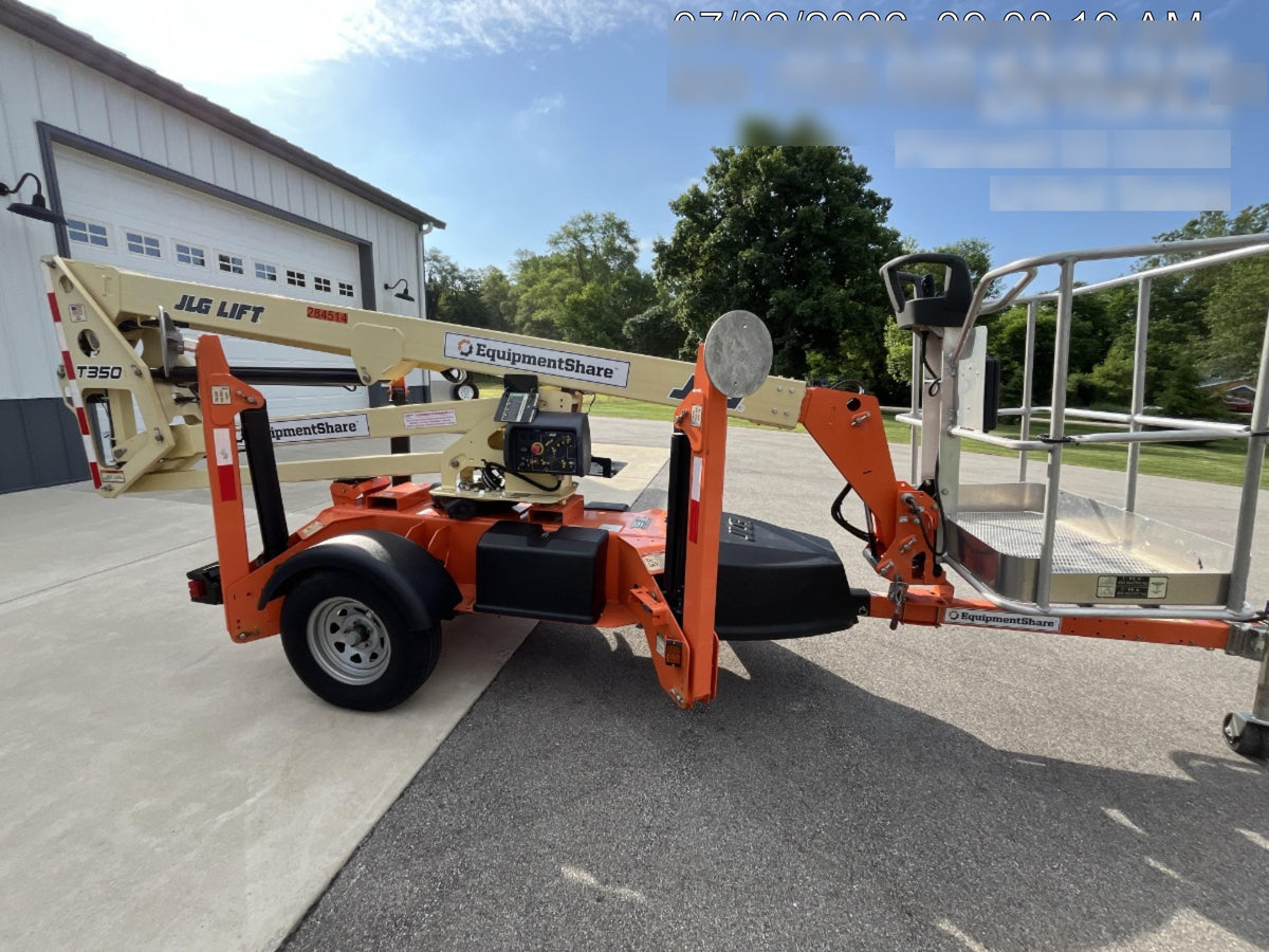 2022 JLG T350