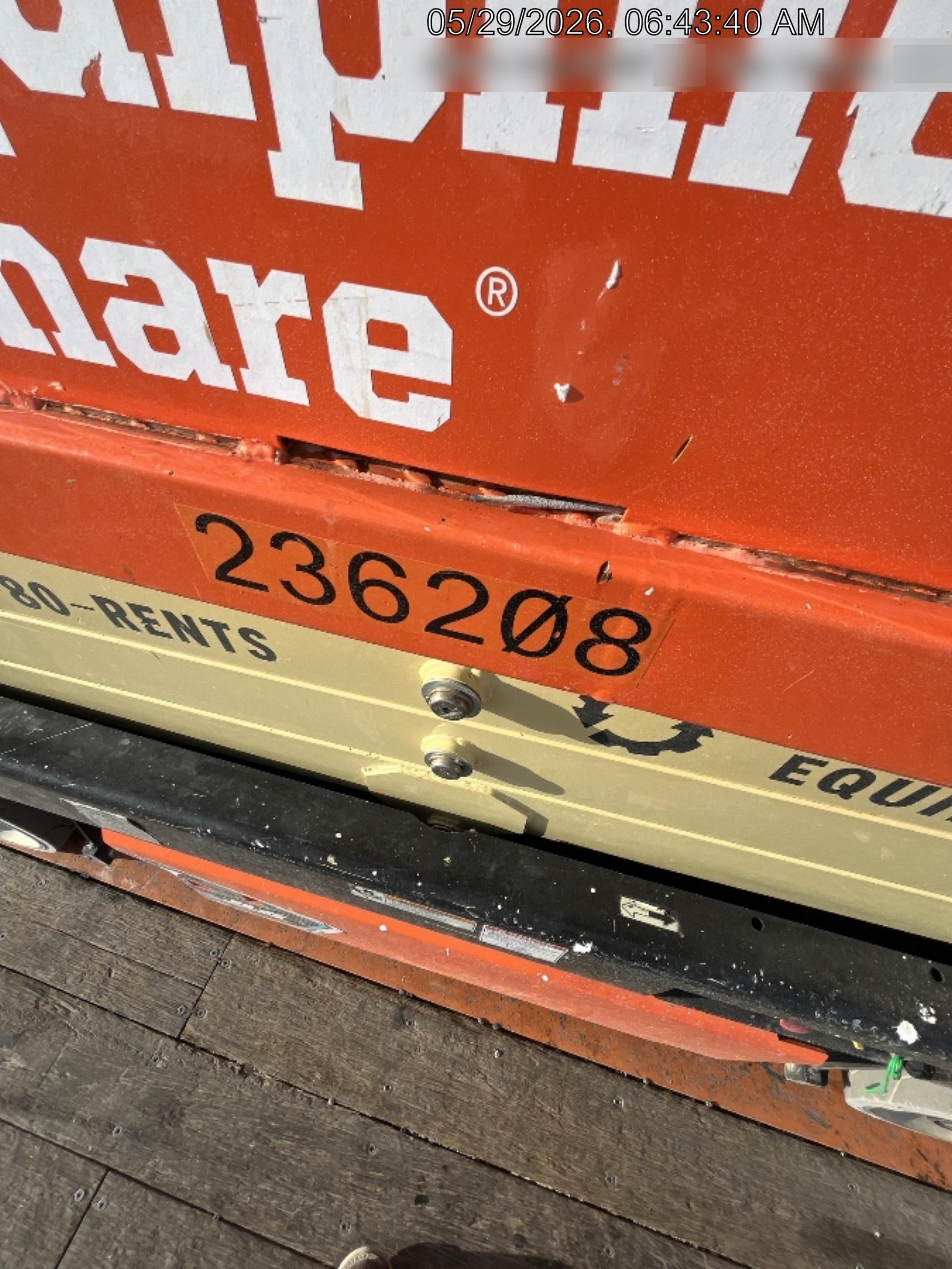 2022 JLG ES2632