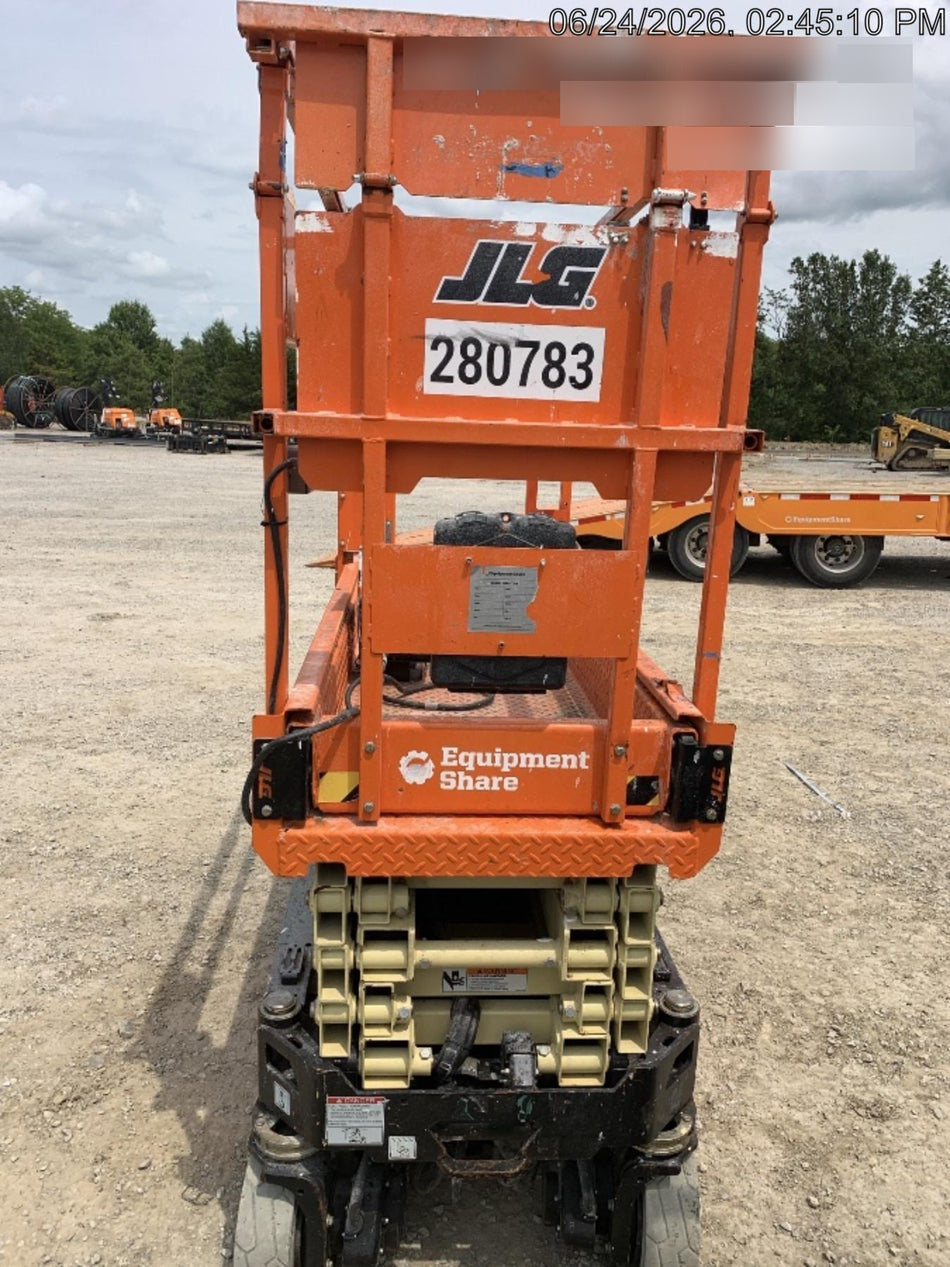 2022 JLG ES1932