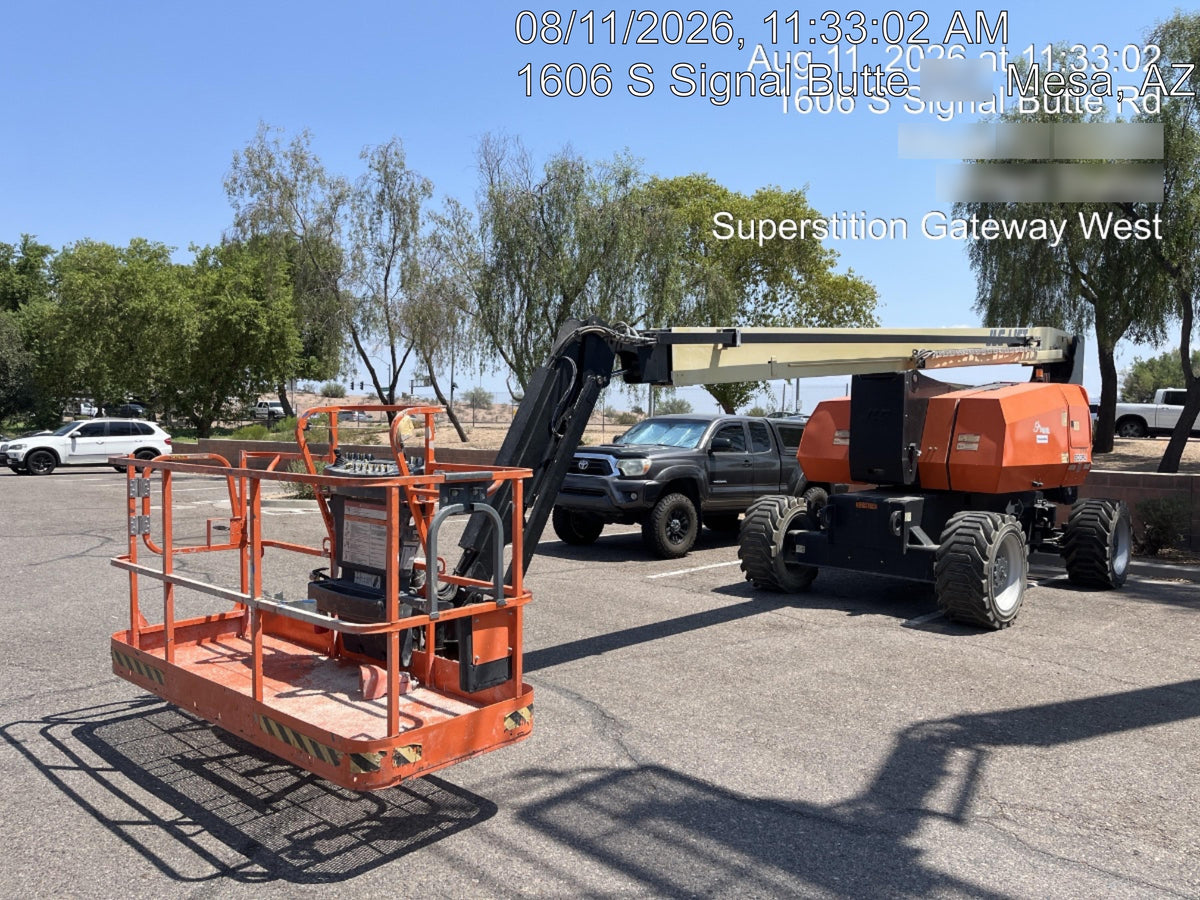 2023 JLG 800AJ