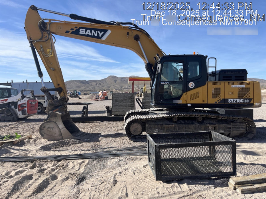 Sany SY215 24/36/48" Buckets, Hydraulic QC