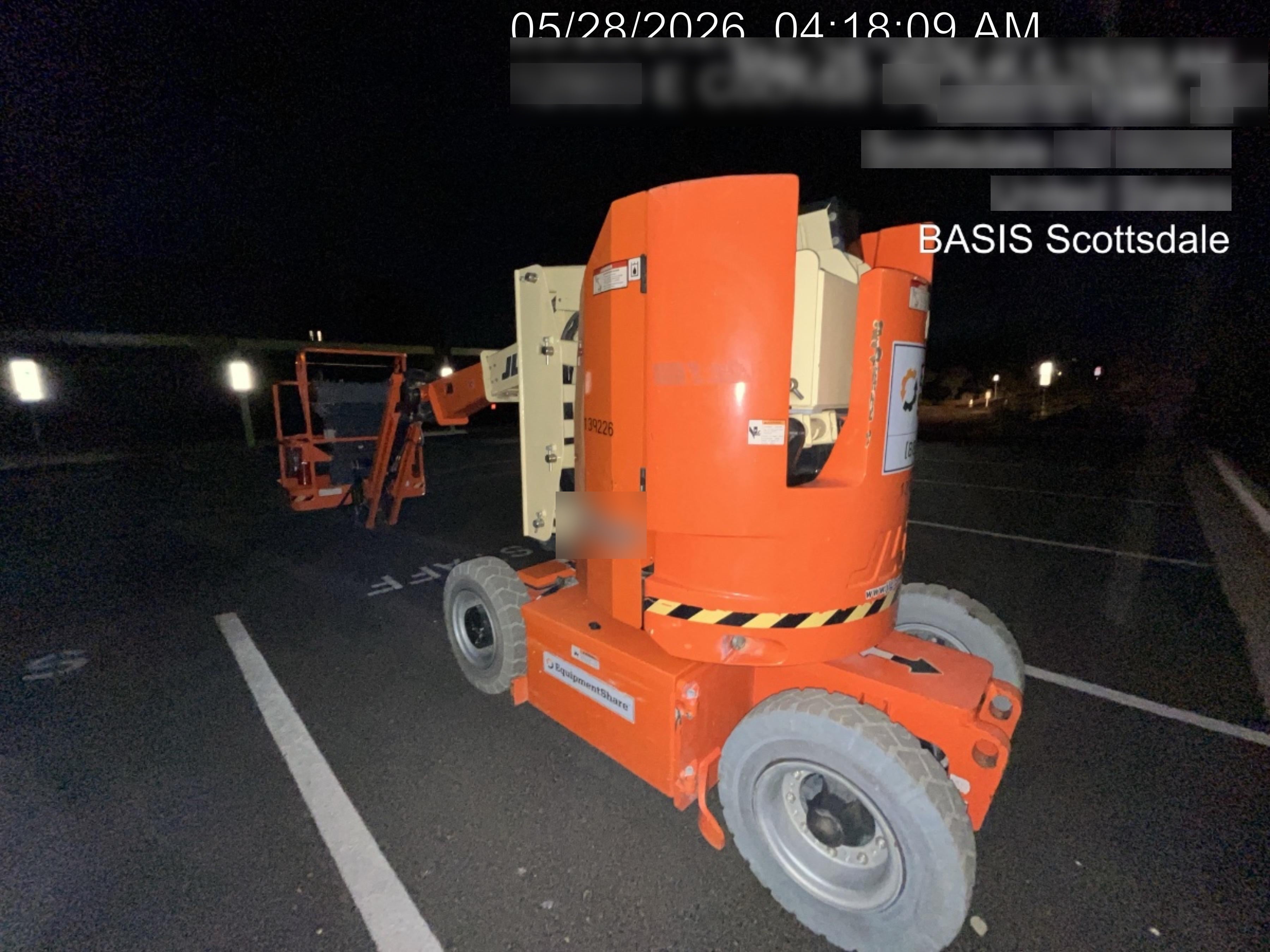 2021 JLG E300AJP