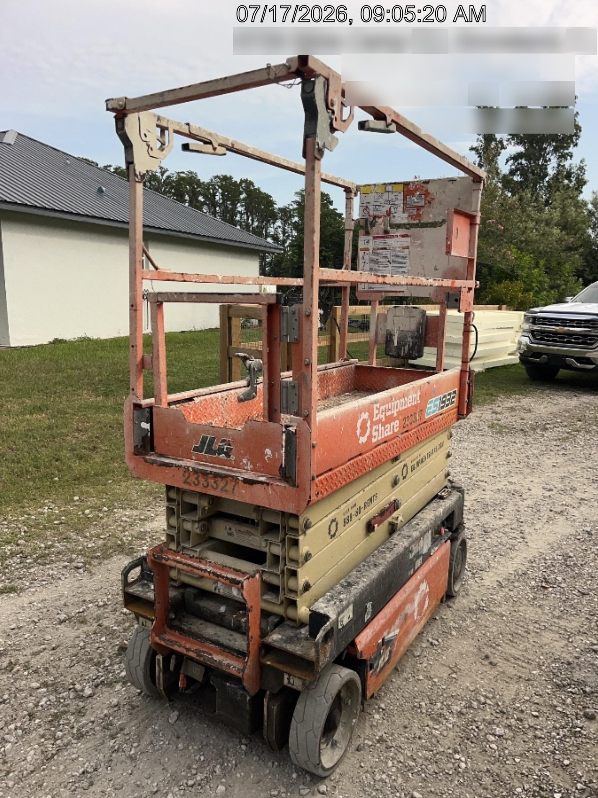 2022 JLG ES1932
