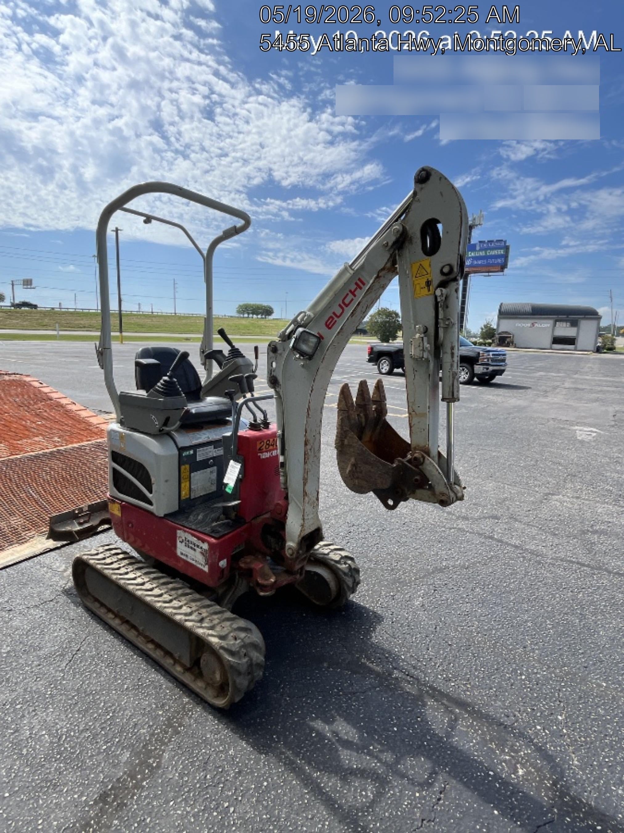 2022 TAKEUCHI TB210R
