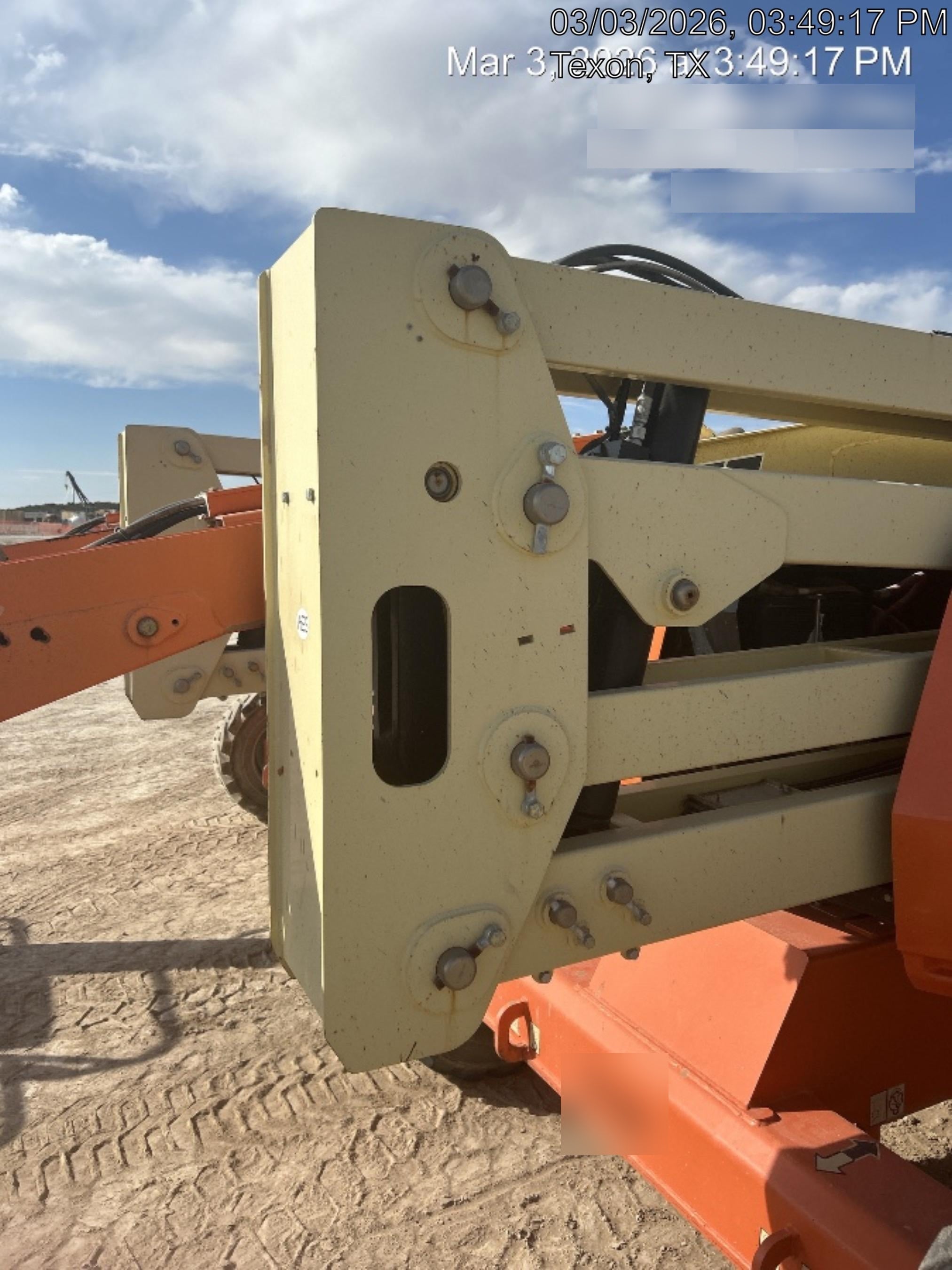 2019 JLG 450AJ
