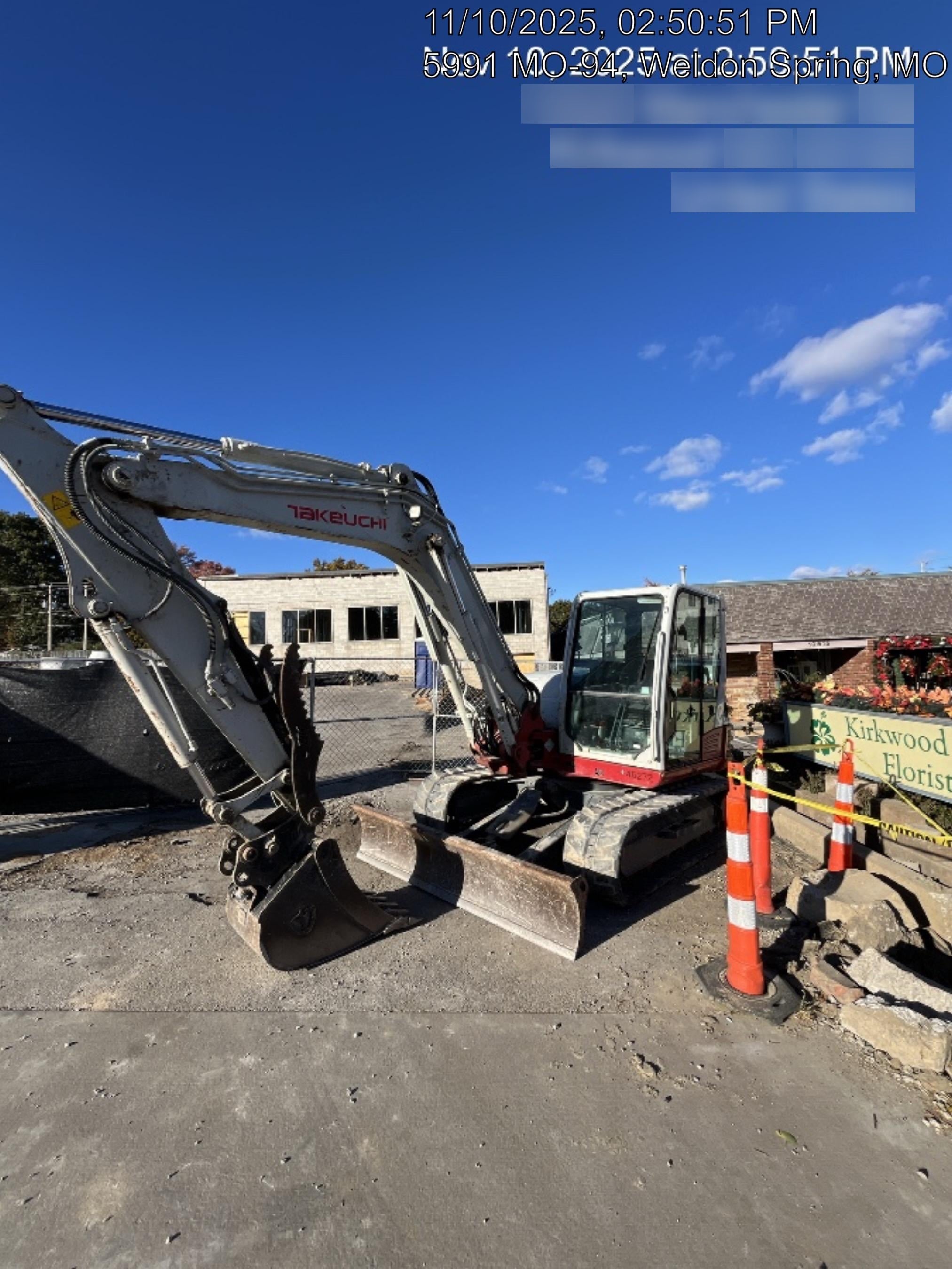 2019 Takeuchi TB290 Cab/Heat/AC Rubber tracks, Dozer blade, Travel alarm, Auxiliary hydraulics w/Manual QC, Hydraulic thumb, 18", 24", and 36" Buckets