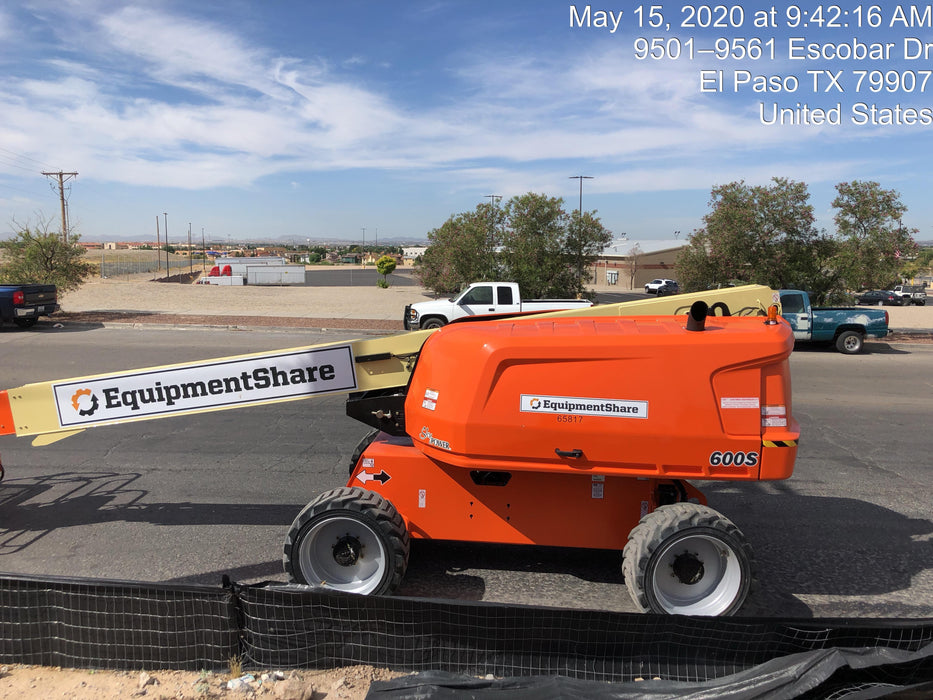 2020 JLG 600S