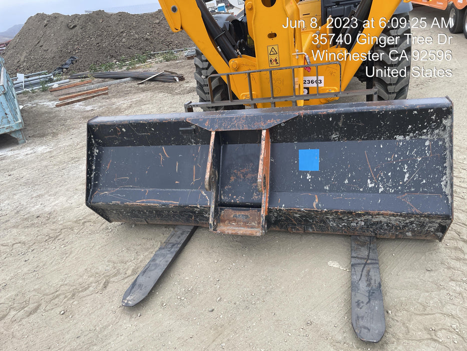 2020 JLG 1001095418S