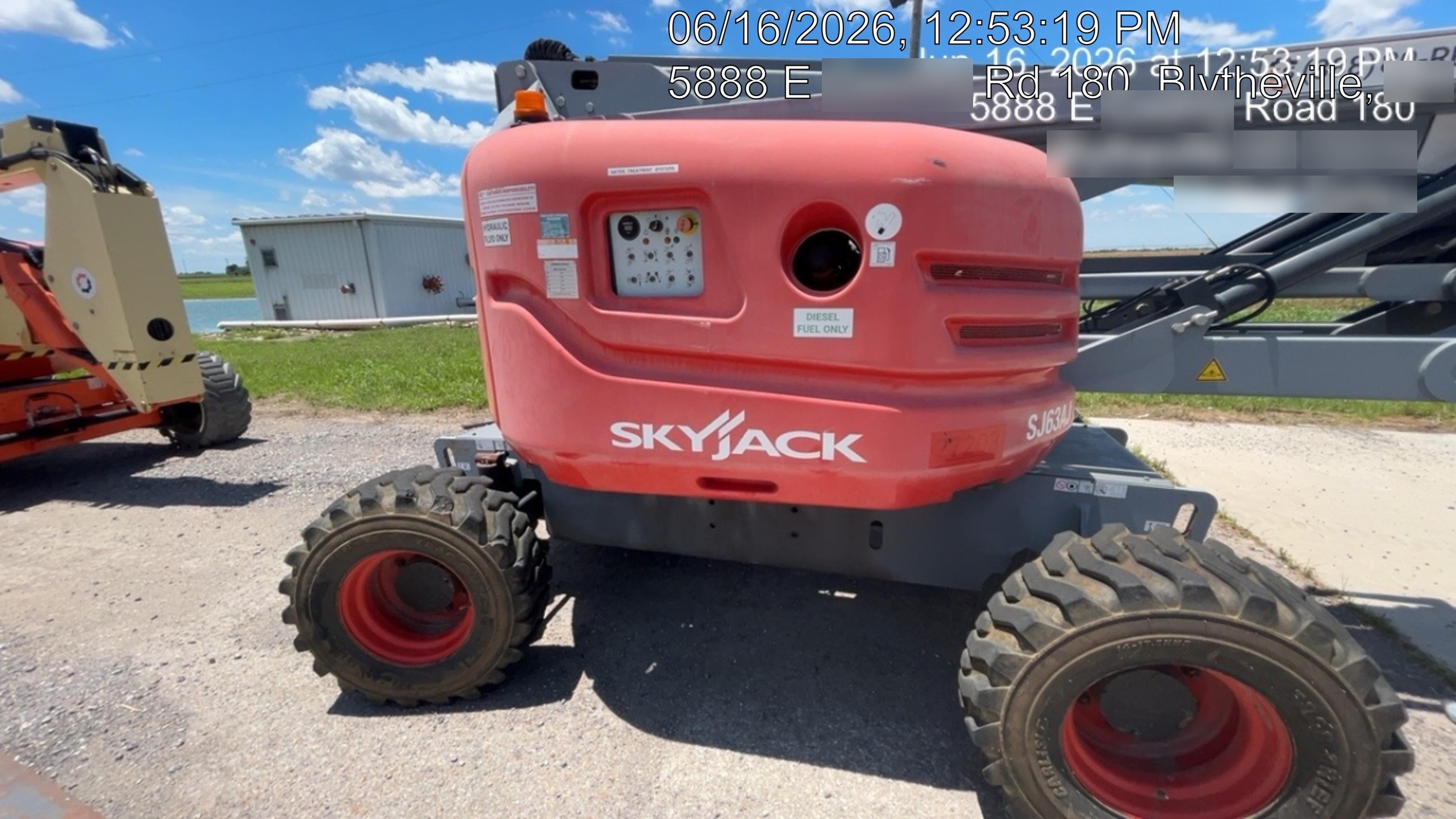 2019 SKYJACK SJ63 AJ