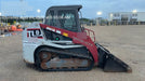 2019 Takeuchi TL8 Cab, Heat/AC, Defroster, 15" Wide Rubber Tracks, Back-up Alarm, Front & Rear Working Lights, Auxiliary Hydraulics, Two-Speed Travel, Electronic Monitoring System, Hydraulic Universal Quick Hitch 76" HD Dirt Bucket with 8 Teeth, 20.3 cubic feet Capacity