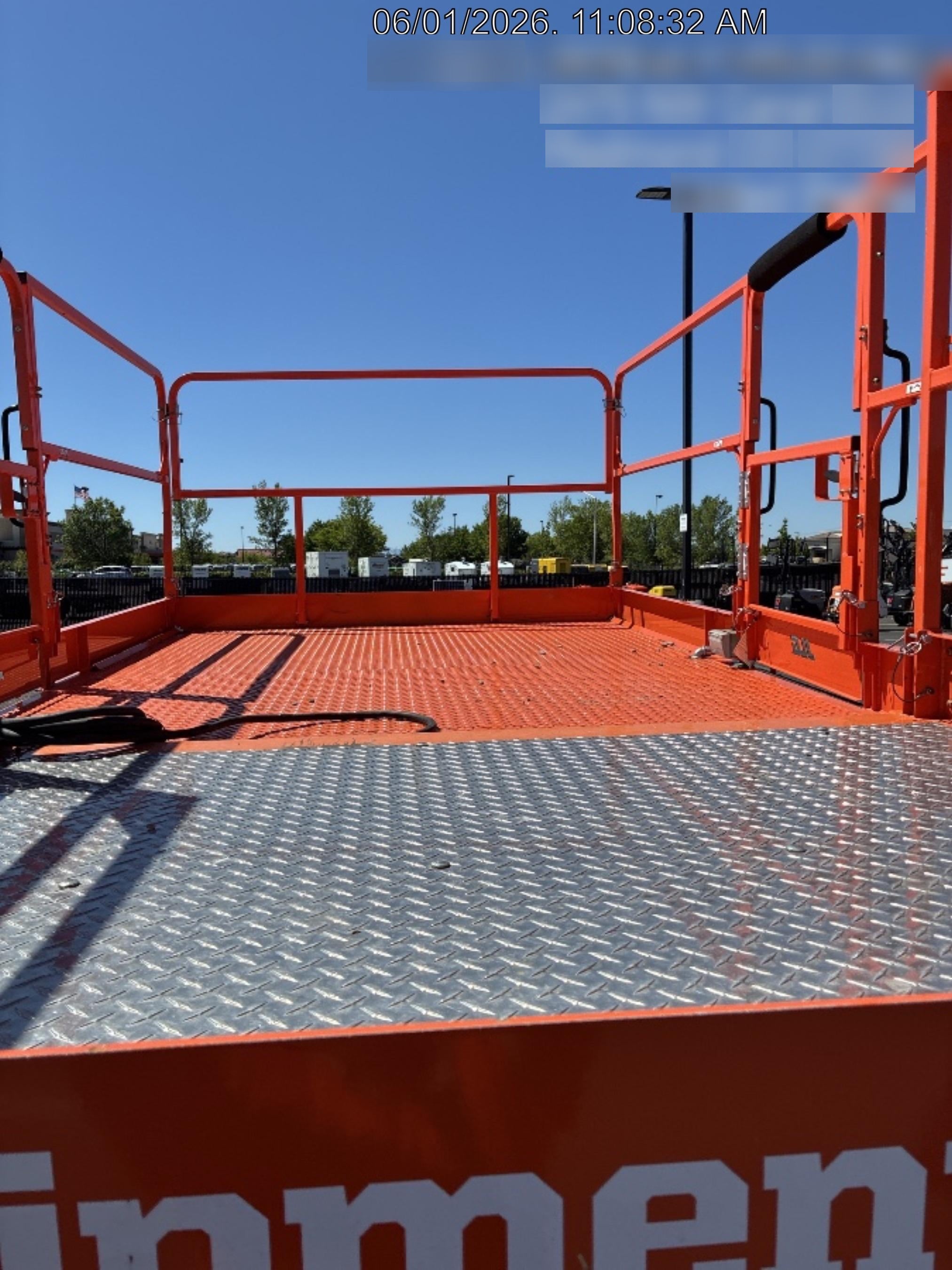 2025 JLG RT4394