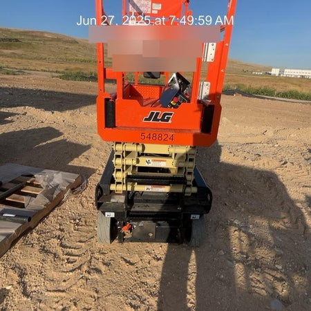 2025 JLG ES1932