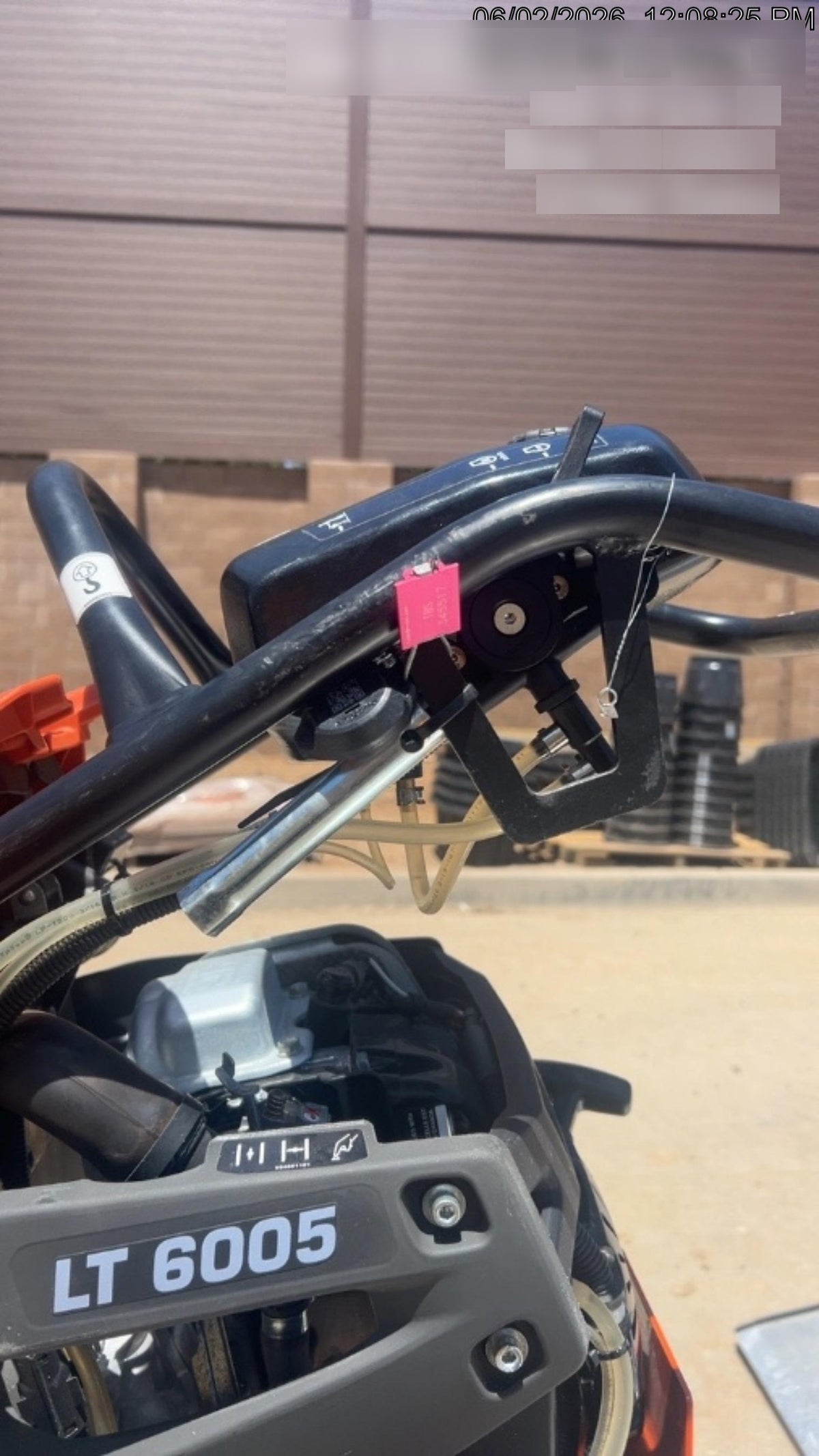 2025 HUSQVARNA LT6005