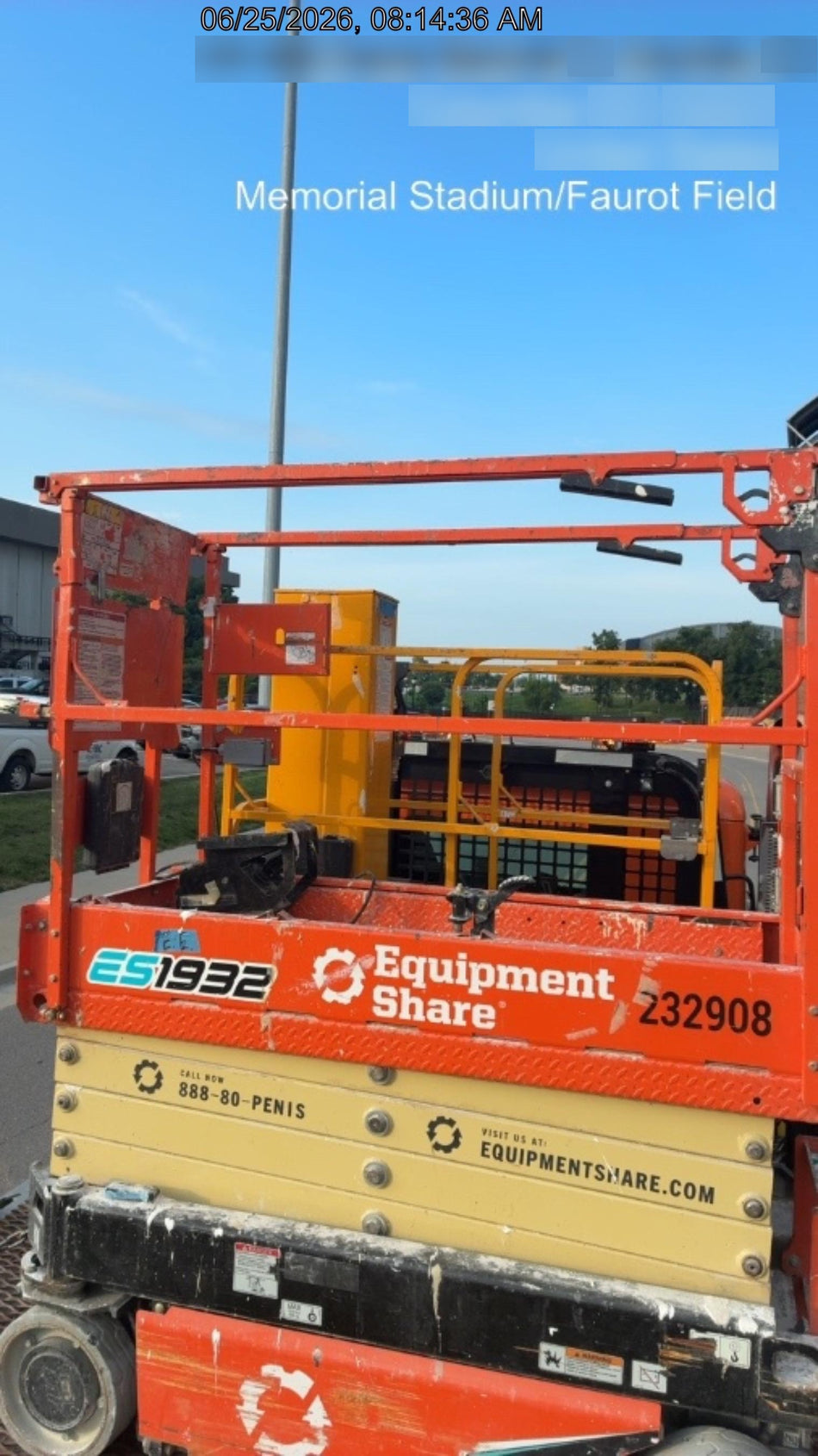 2022 JLG ES1932