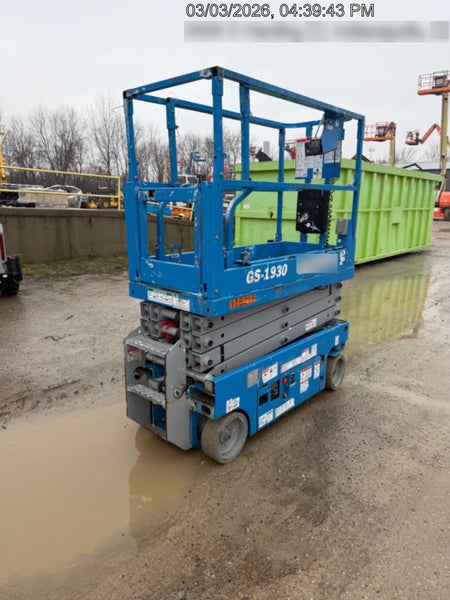 2020 Genie GS-1930 Solid Non Marking Tires, Beacon, Folding rails with half height swing gate