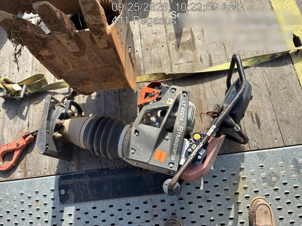 2024 HUSQVARNA LT6005