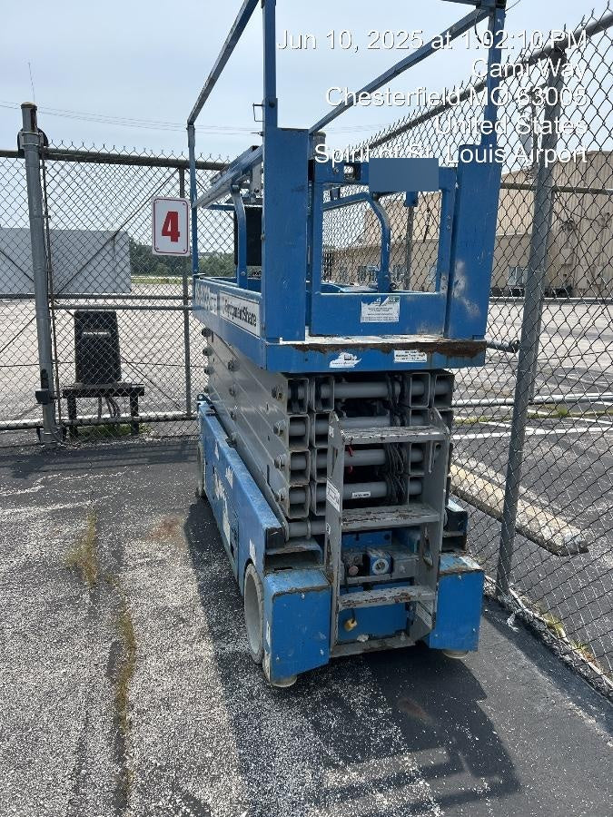 2018 GENIE GS-3232