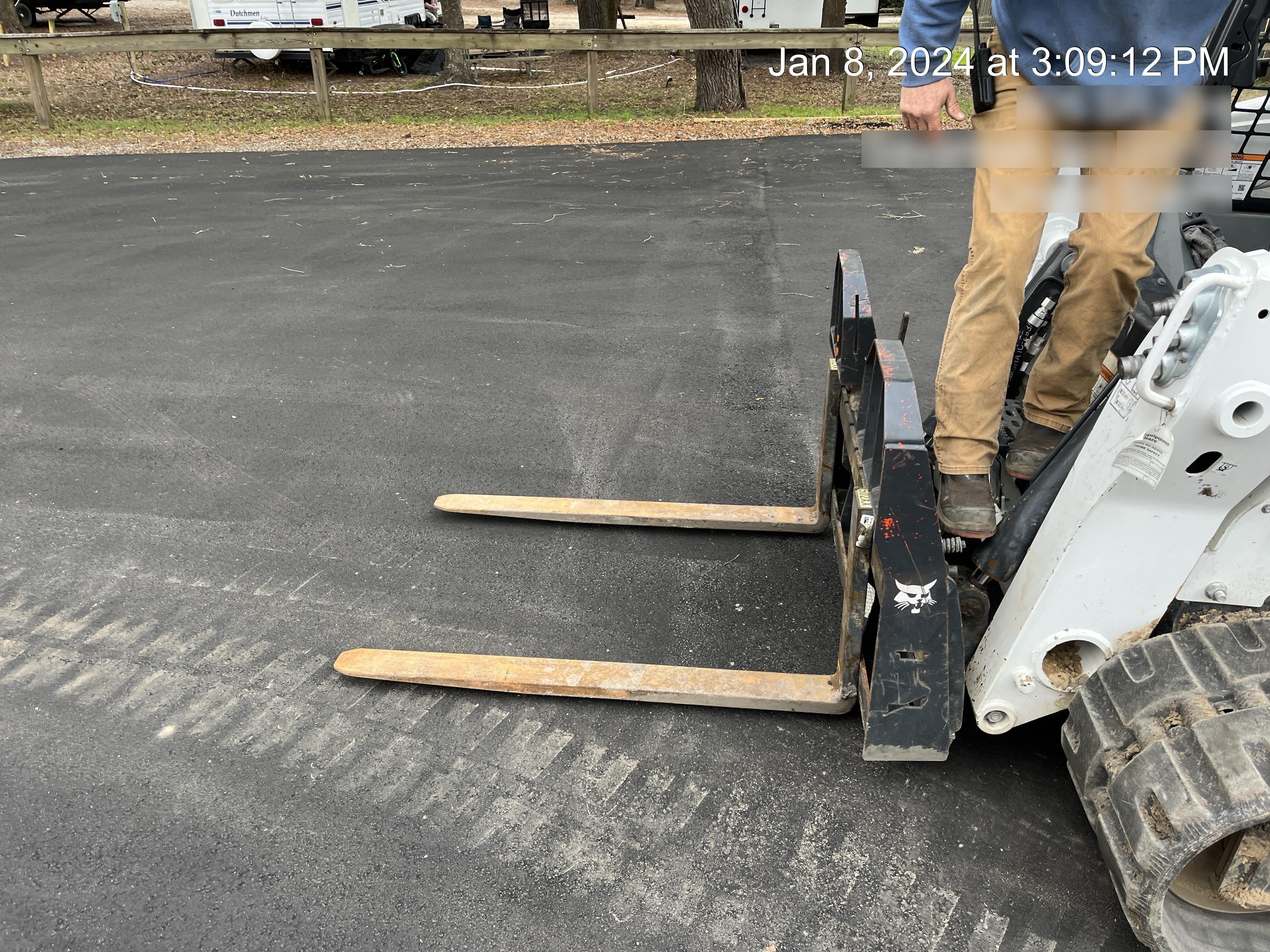 2019 ARROW MATERIAL HANDLING 60" Pallet Forks - Arrow