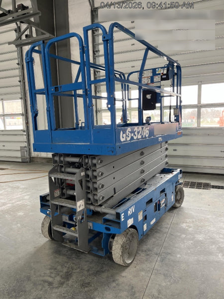 2022 GENIE GS-3246