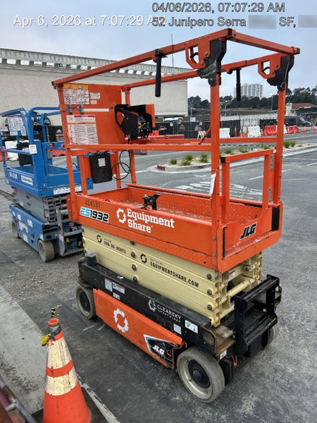 2024 JLG ES1932
