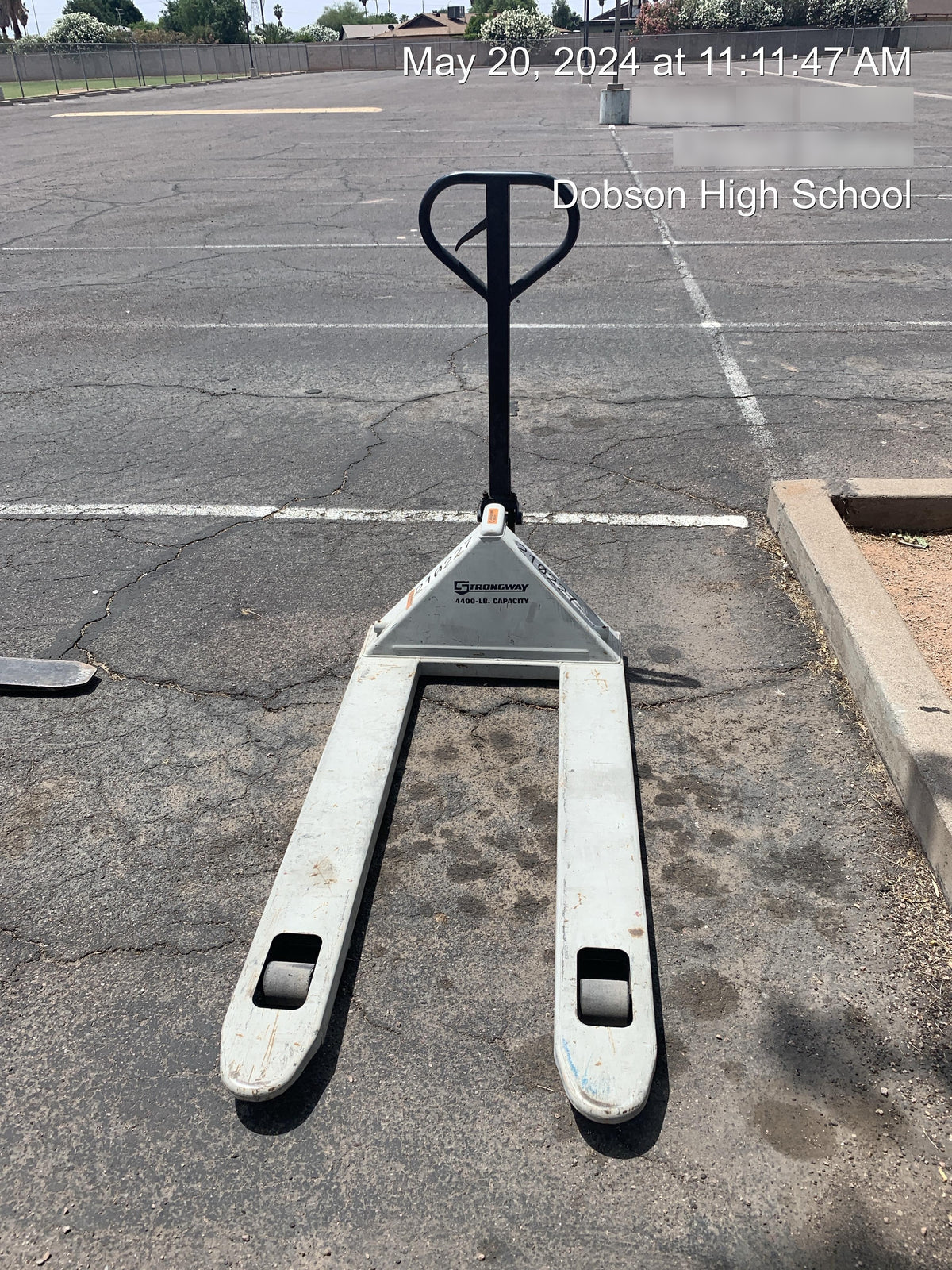 2022 STRONGWAY 4400 lb Pallet Jack