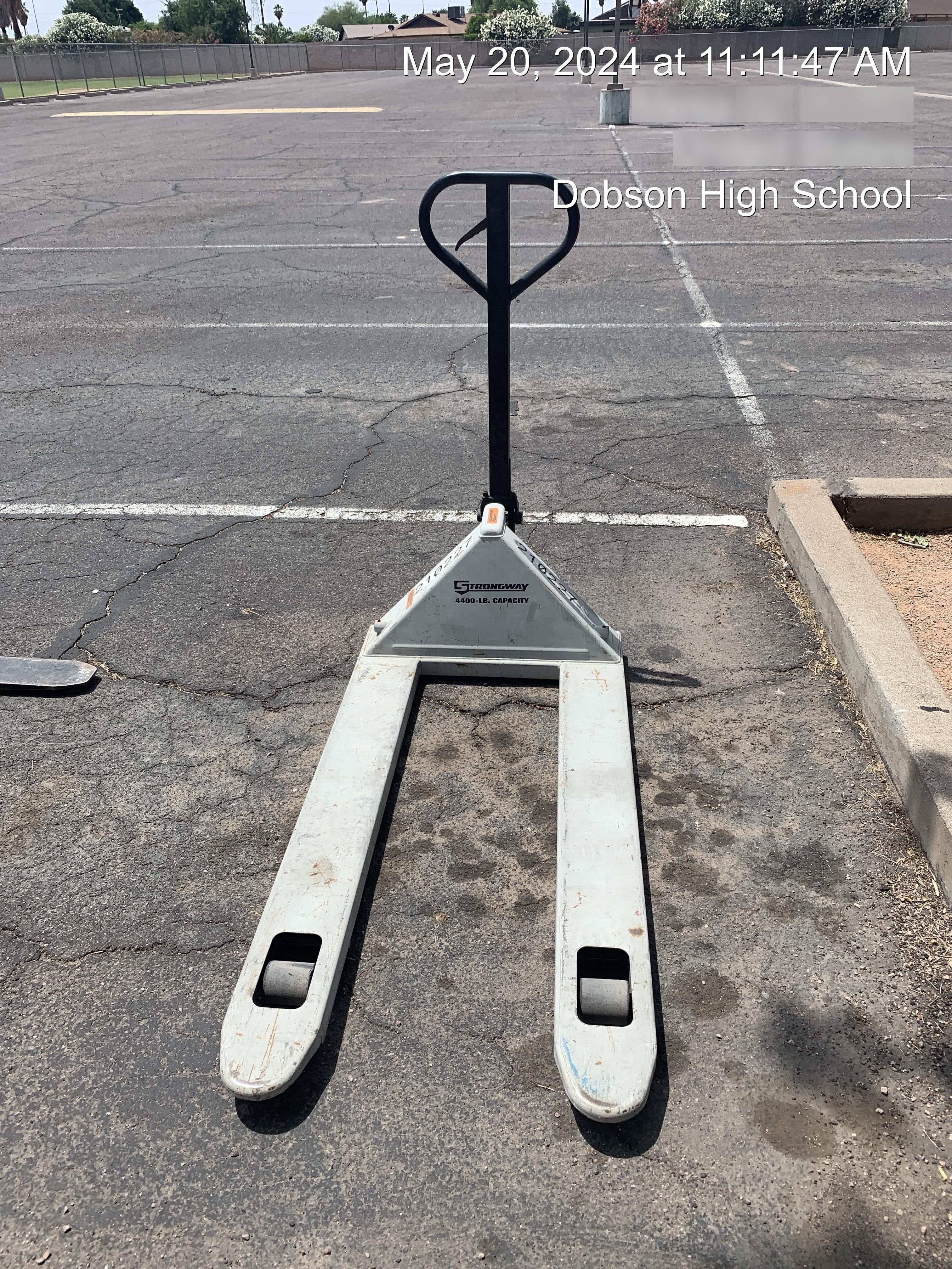 2022 STRONGWAY 4400 lb Pallet Jack