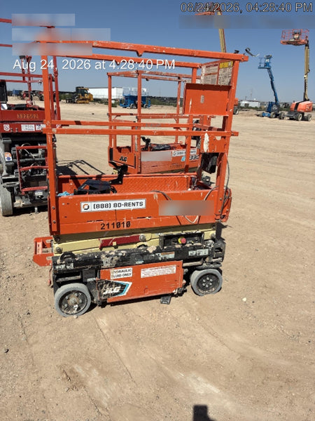 2022 JLG ES1330L