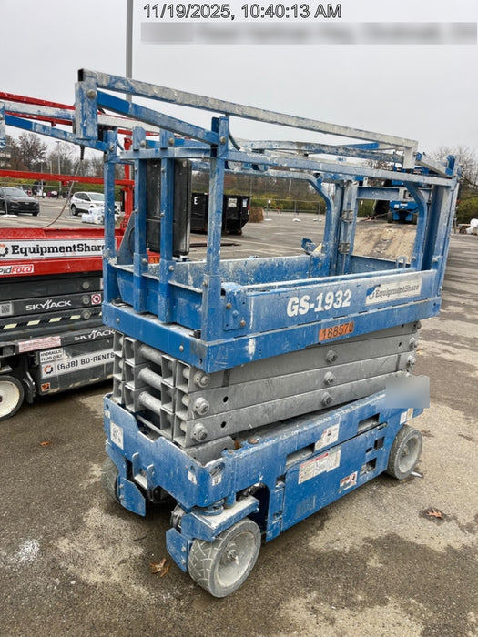 2021 GENIE GS-1932
