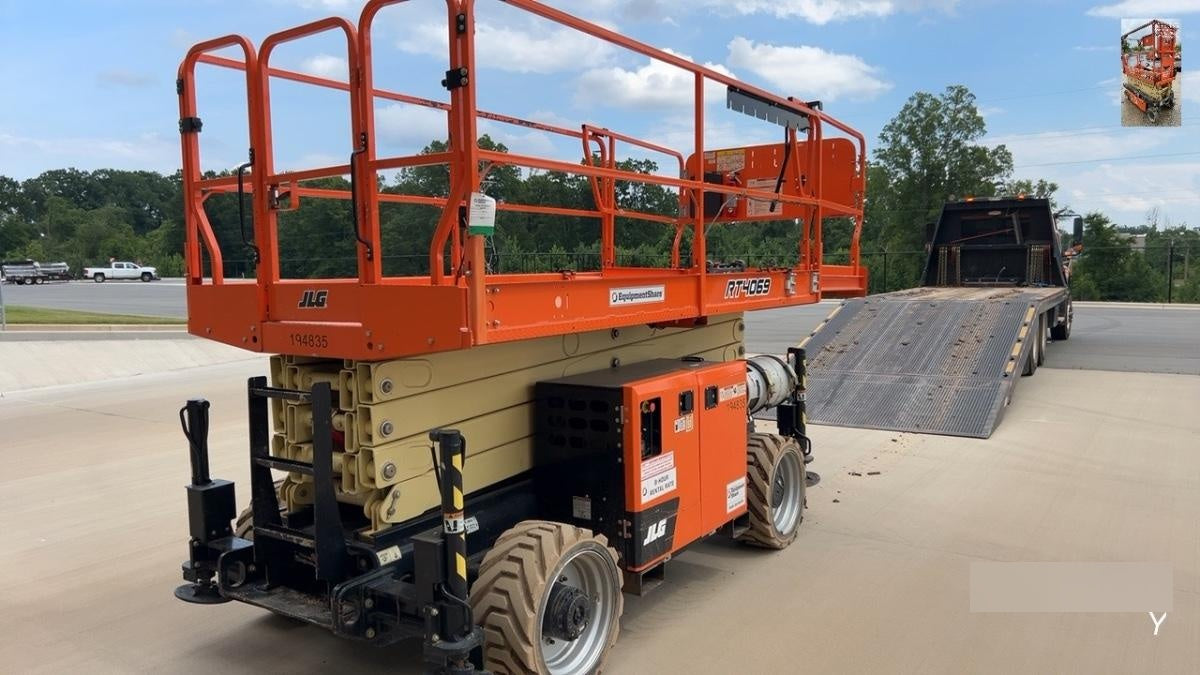 2021 JLG RT4069
