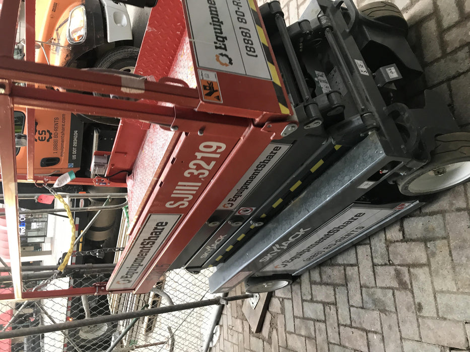 2019 Skyjack SJIII-3219 Standard Options, Trojan Batteries