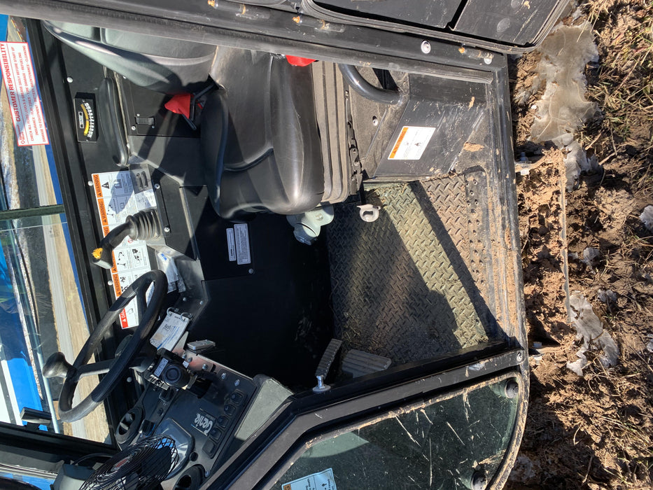 2020 Genie GTH-636 Cab/Heat/Air, Solid Tires, Work Lights, Beacon, Aux Hydraulics, Back up Alarm