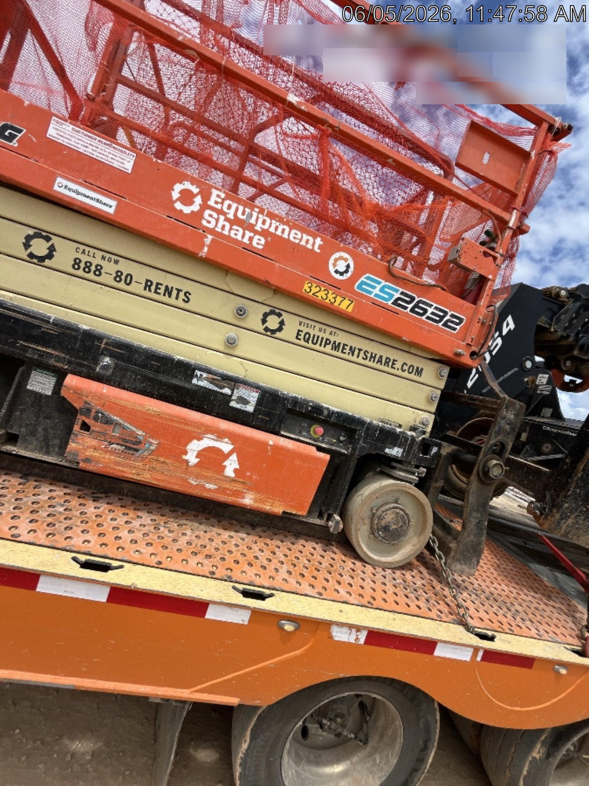 2023 JLG ES2632