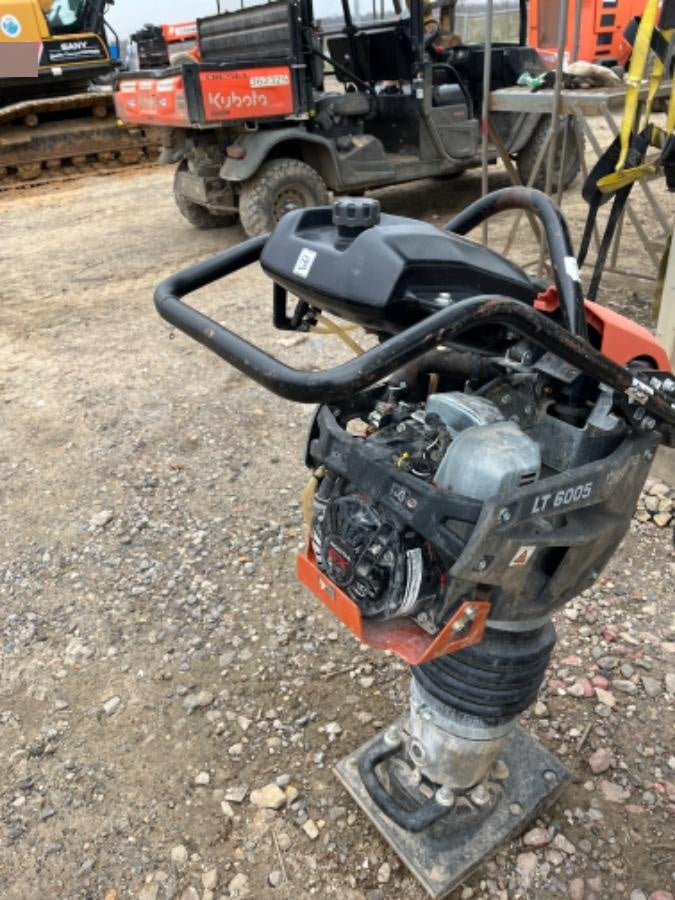 2024 HUSQVARNA LT6005