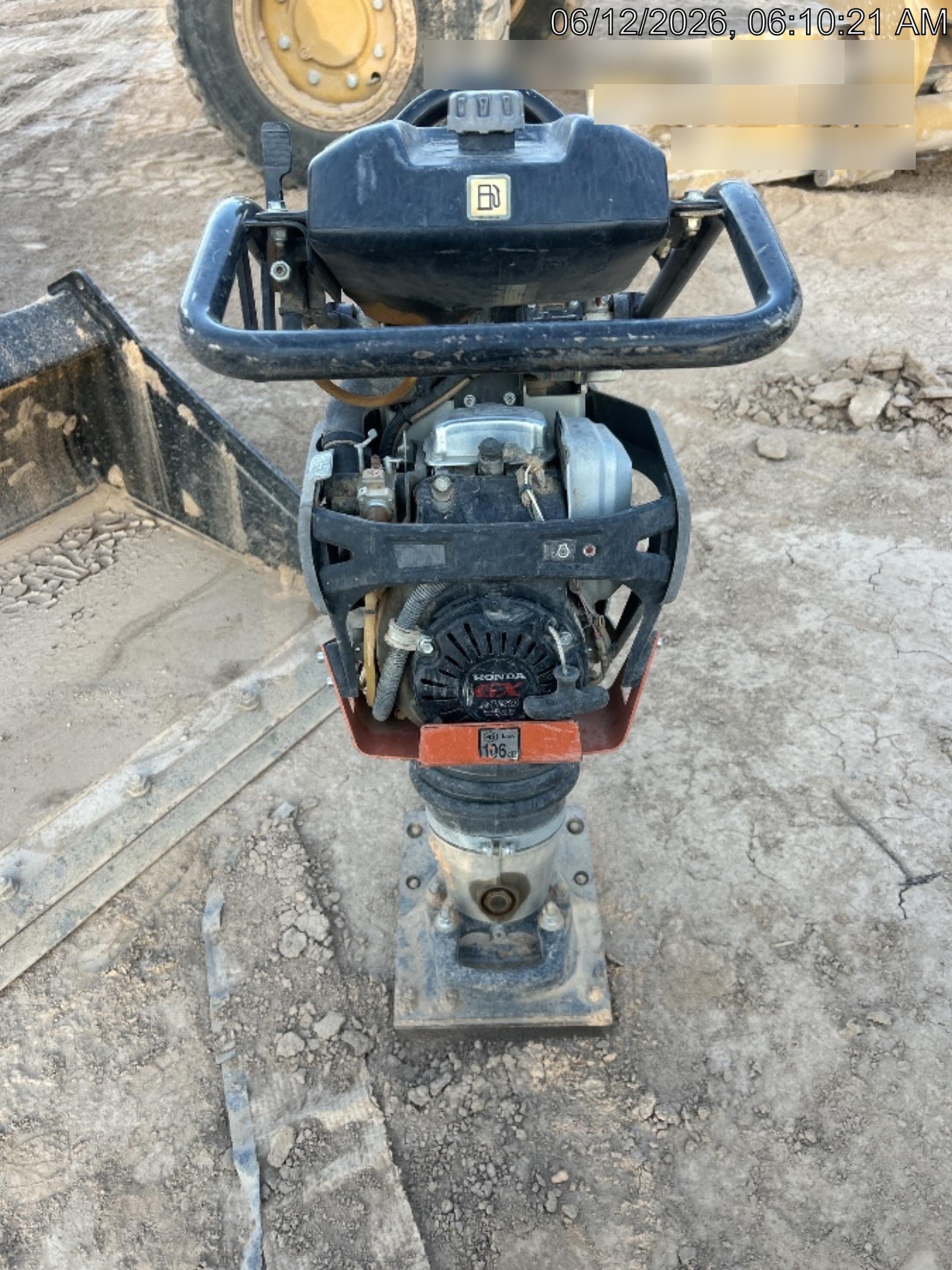 2025 HUSQVARNA LT6005