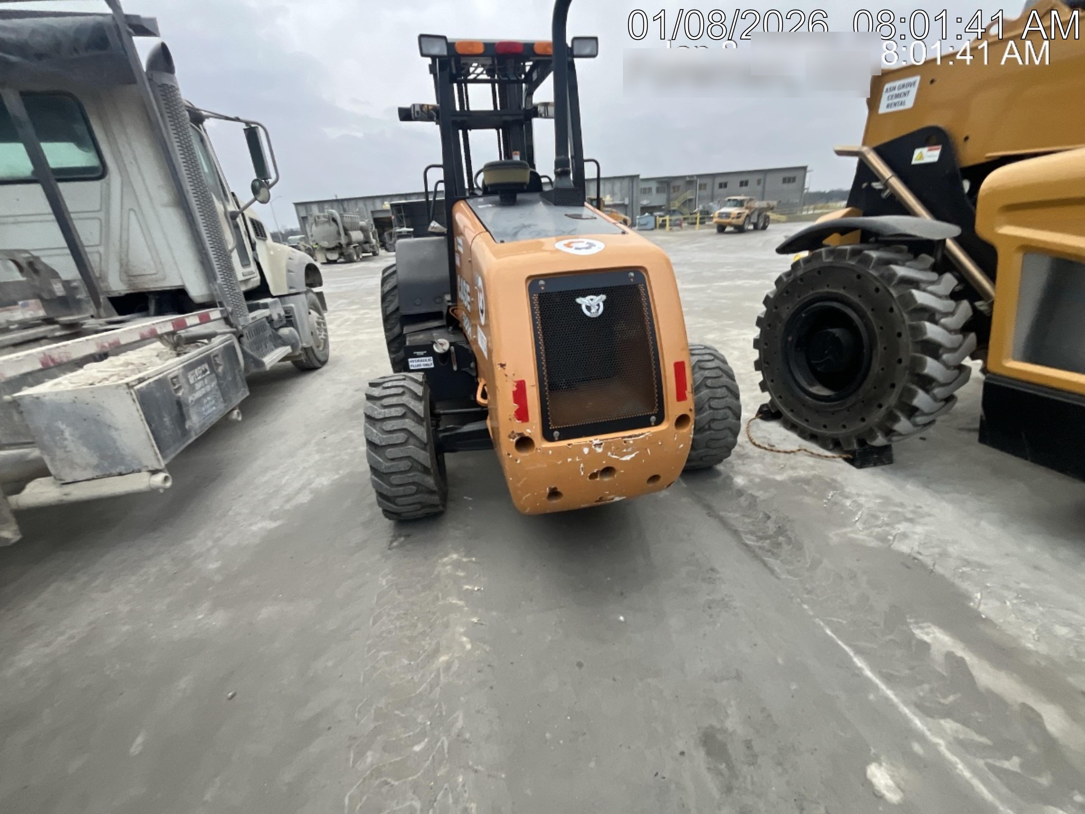 2021 CASE 588H