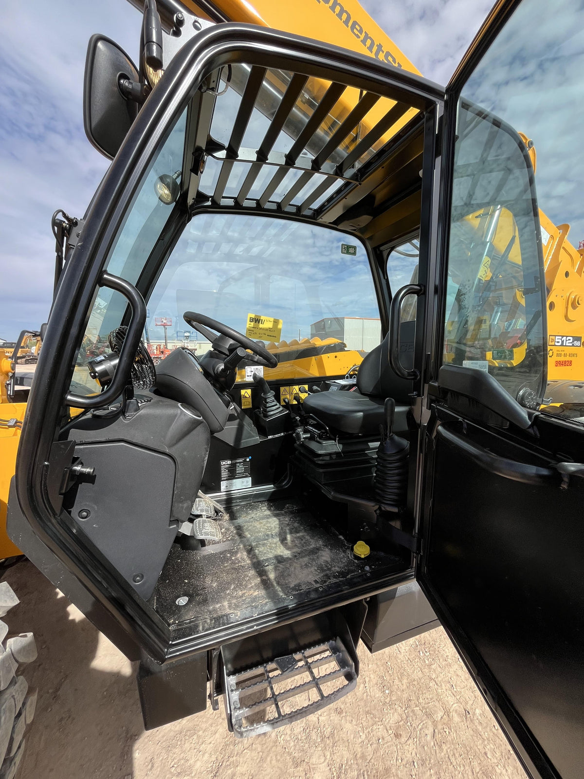 2024 JCB 512-56